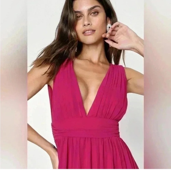 NEW! Pink Backless Slit Gown for Weddings - Picture 2 of 5